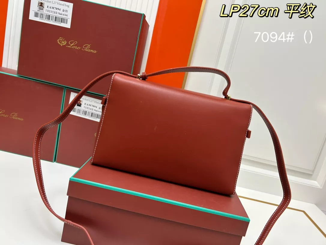 Loro Piana AAA Quality Messenger Bags For Women Classic 6527
