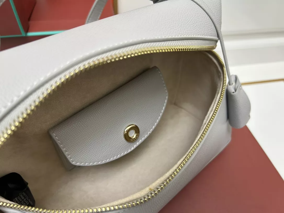 Loro Piana AAA Quality Messenger Bags For Women EasyMatch 359