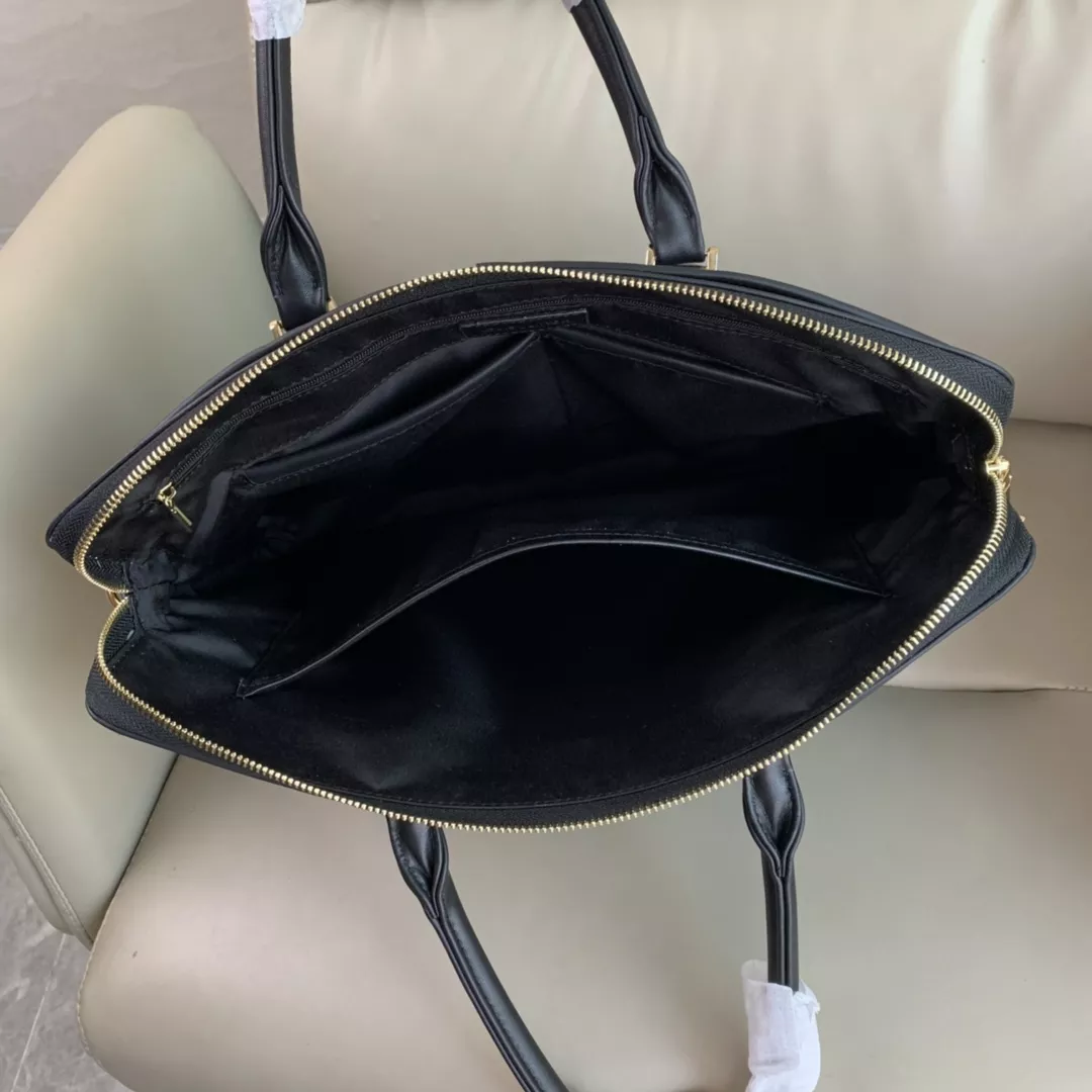 Louis Vuitton AAA Man Handbags Comfortable 714