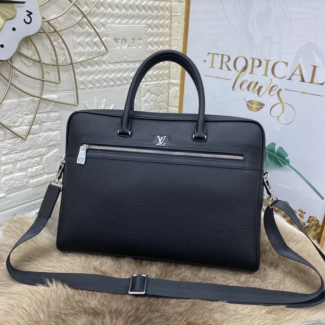 Louis Vuitton AAA Man Handbags GoAnywhere 5442