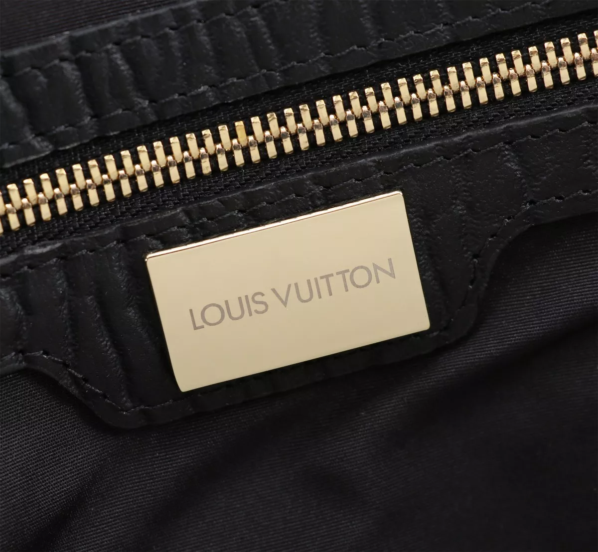Louis Vuitton AAA Man Handbags GoAnywhere 8446