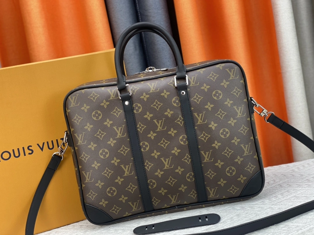 Louis Vuitton AAA Man Handbags NewStyle 2733