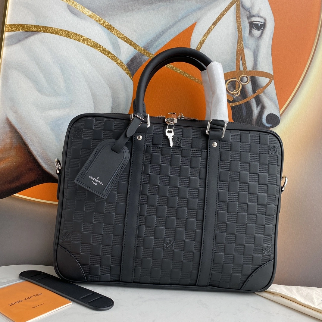 Louis Vuitton AAA Man Handbags Refined 3357