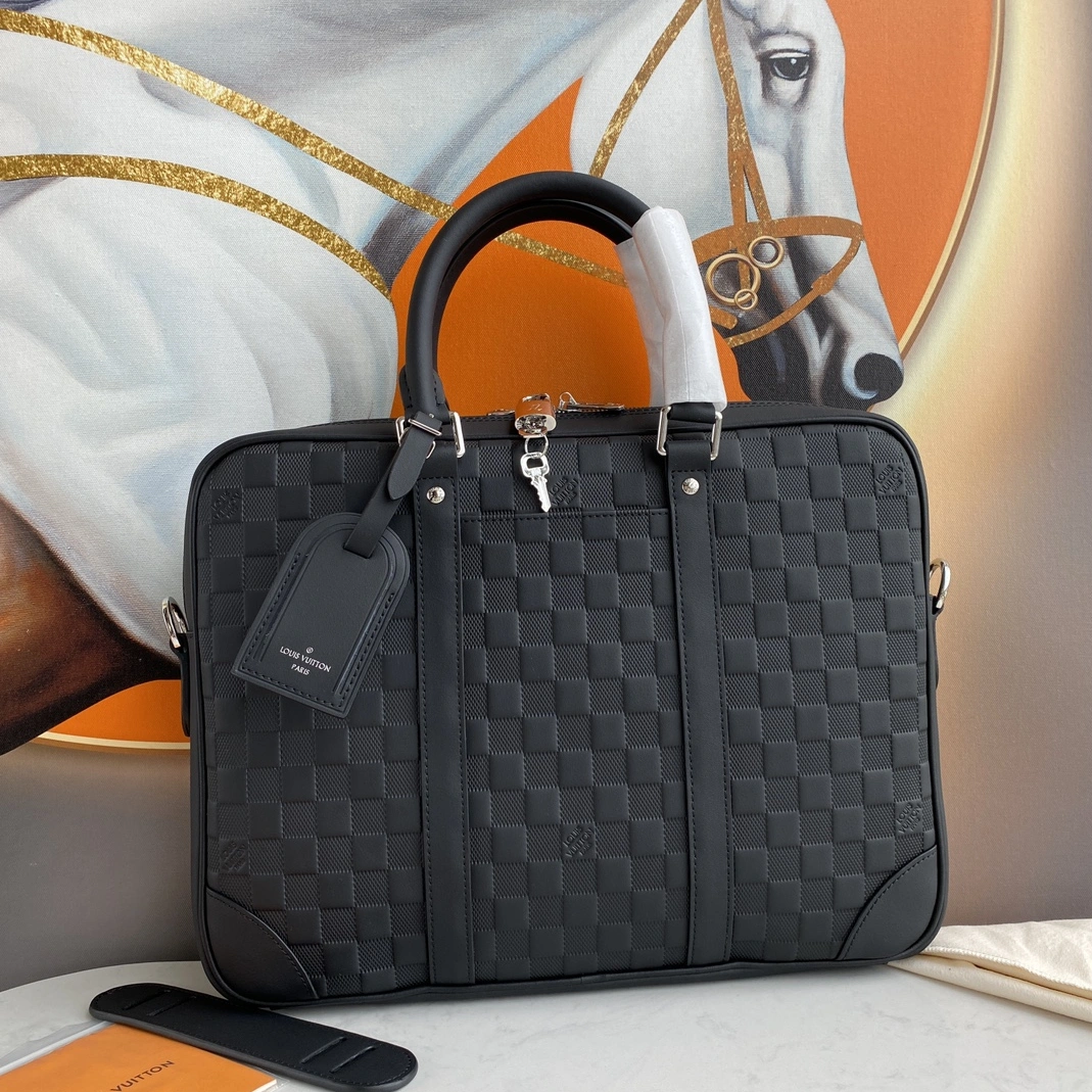 Louis Vuitton AAA Man Handbags Refined 3357