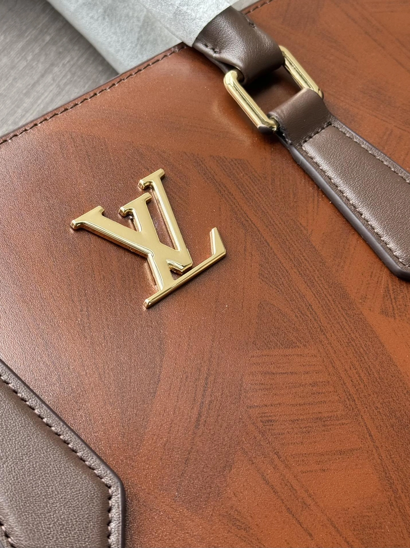 Louis Vuitton AAA Man Handbags SportInspired 4847
