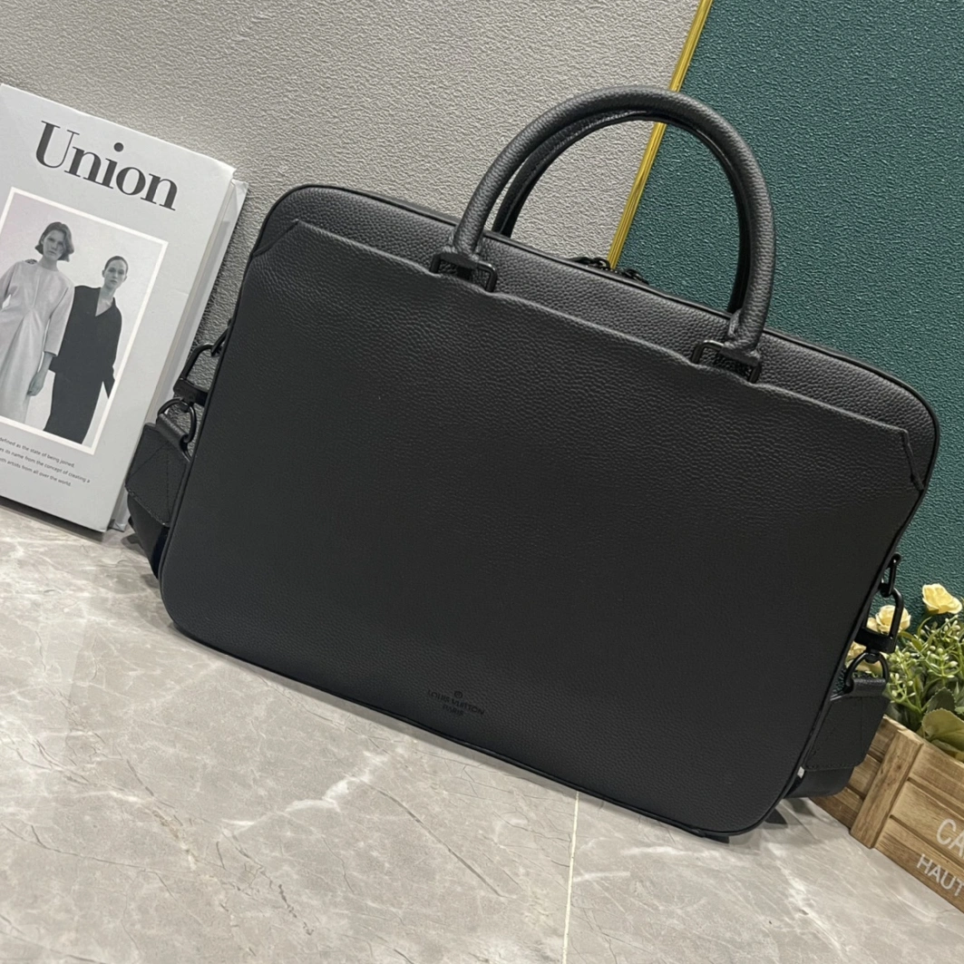 Louis Vuitton AAA Man Handbags Vibrant 9449