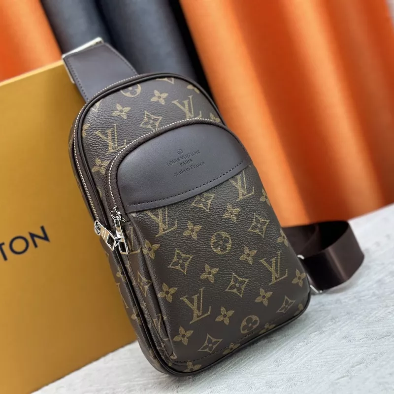 Louis Vuitton AAA Man Messenger Bags Affordable 9988