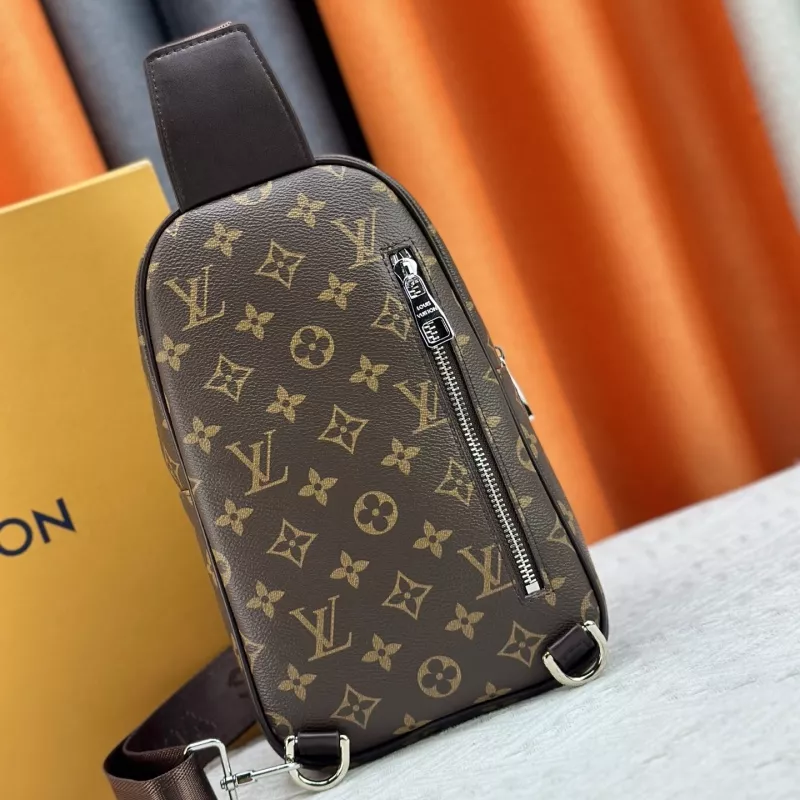 Louis Vuitton AAA Man Messenger Bags Affordable 9988