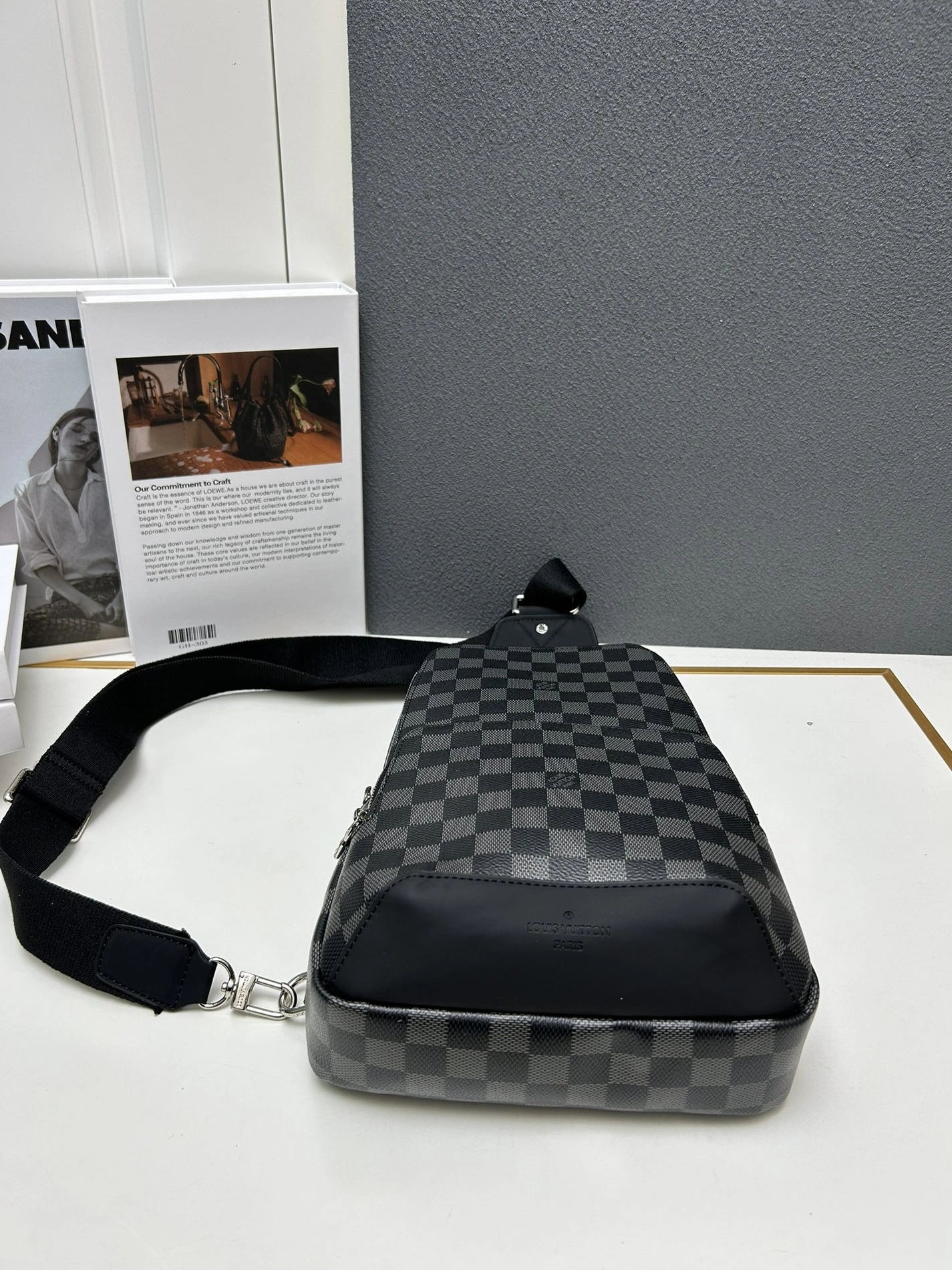 Louis Vuitton AAA Man Messenger Bags HighQuality 2782