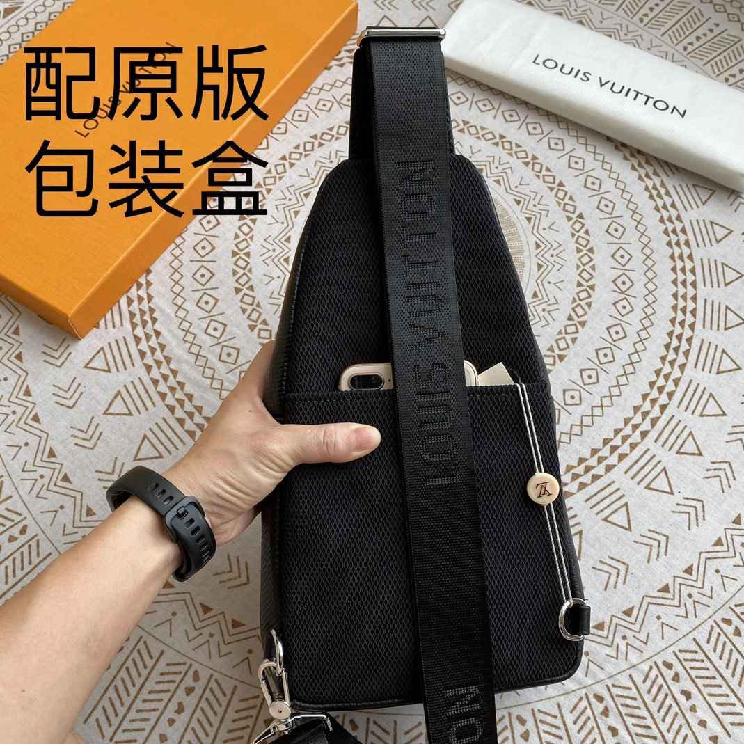 Louis Vuitton AAA Man Messenger Bags ModernLook 1342