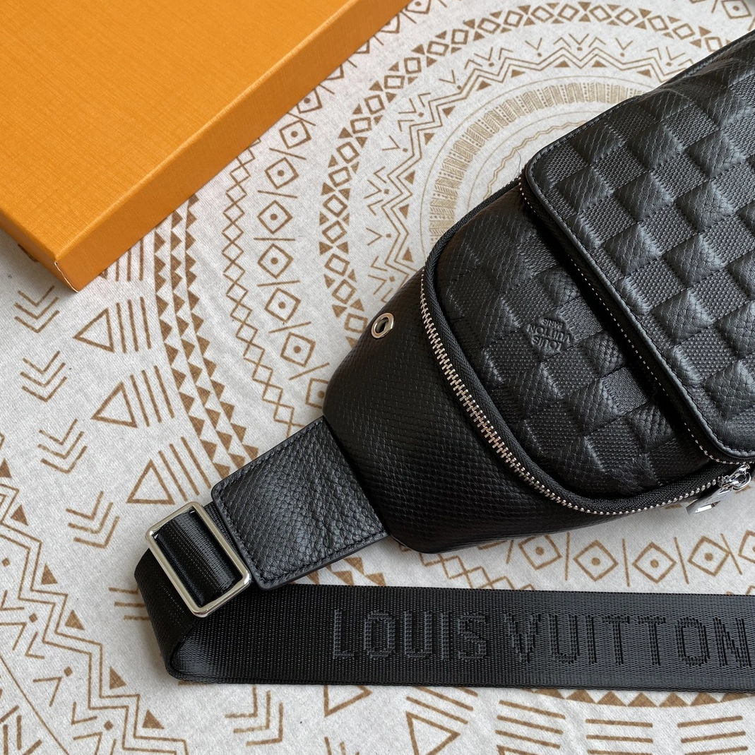Louis Vuitton AAA Man Messenger Bags ModernLook 1342