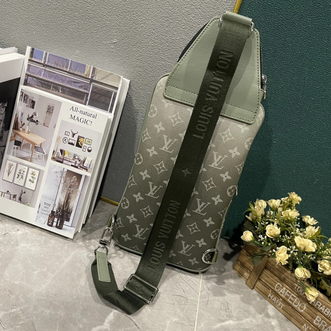 Louis Vuitton AAA Man Messenger Bags ModernLook 7453