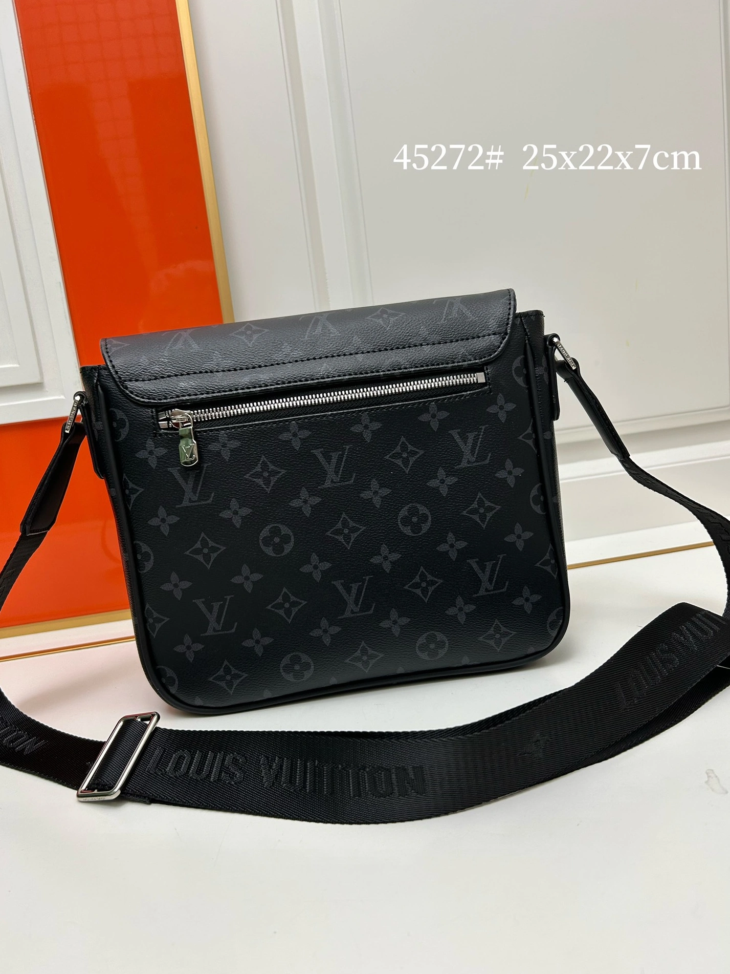 Louis Vuitton AAA Man Messenger Bags NewStyle 3510