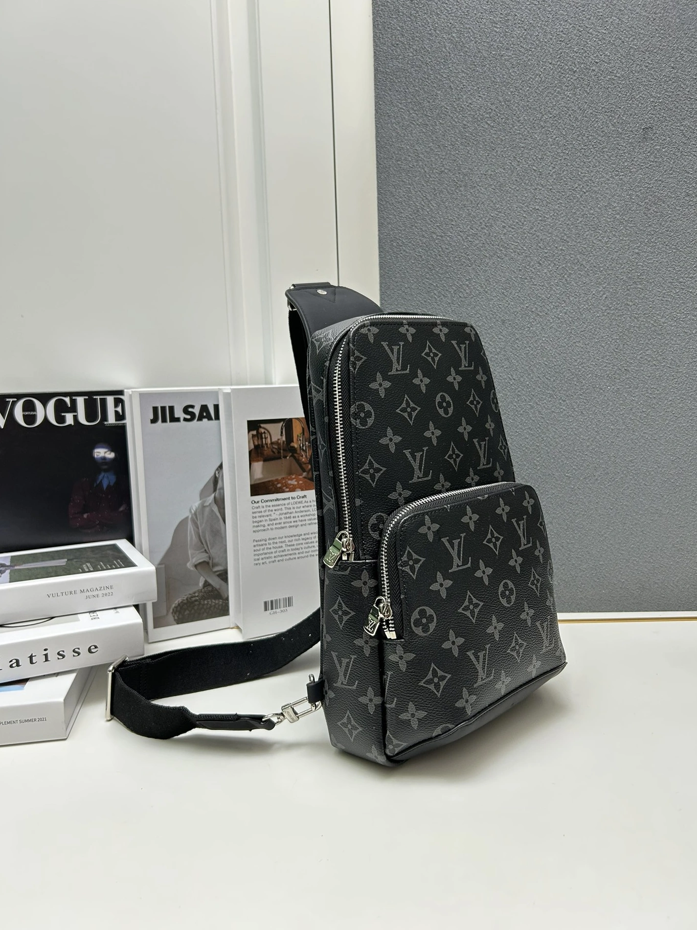 Louis Vuitton AAA Man Messenger Bags Unique 4194