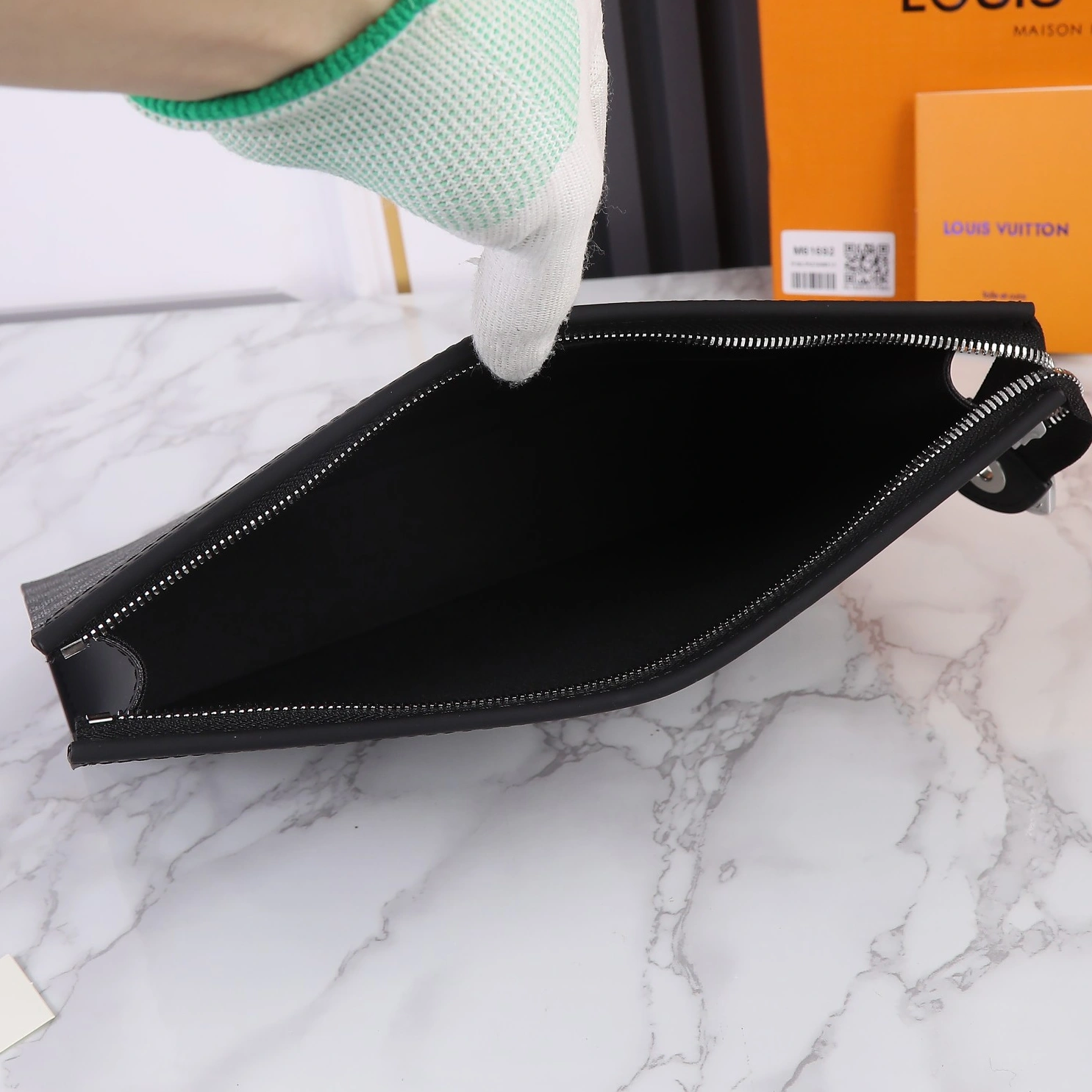 Louis Vuitton AAA Man Wallets BestValue 6458