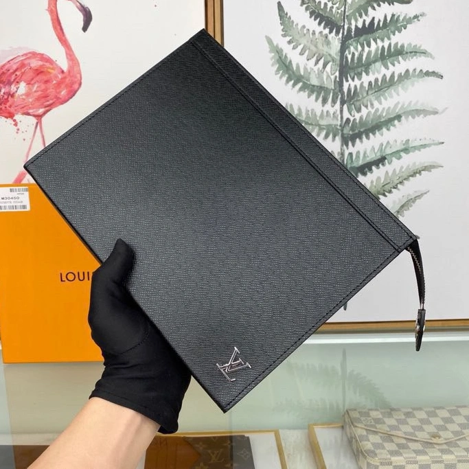 Louis Vuitton AAA Man Wallets Bright 265