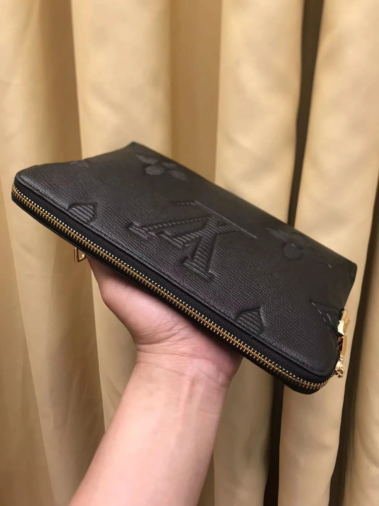 Louis Vuitton AAA Man Wallets Durable 5421