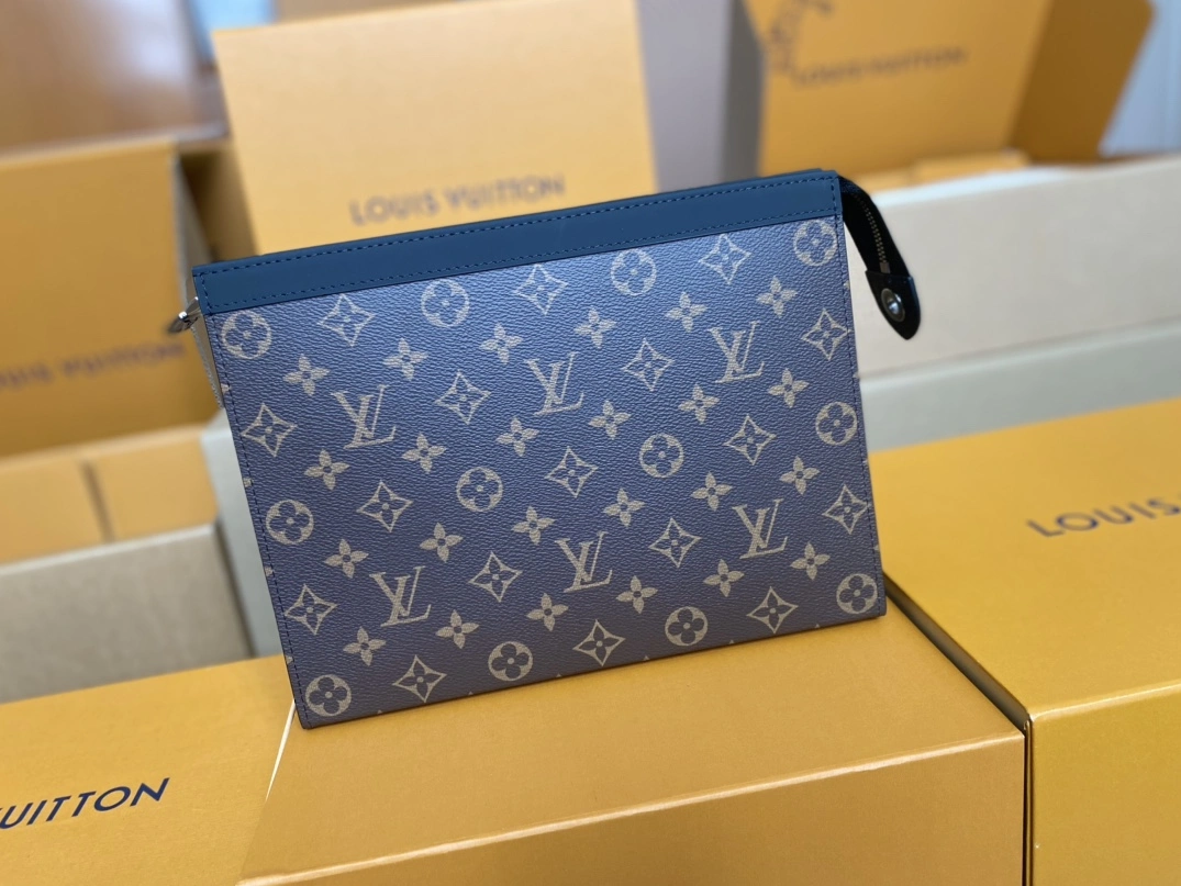 Louis Vuitton AAA Man Wallets EasyMatch 3793
