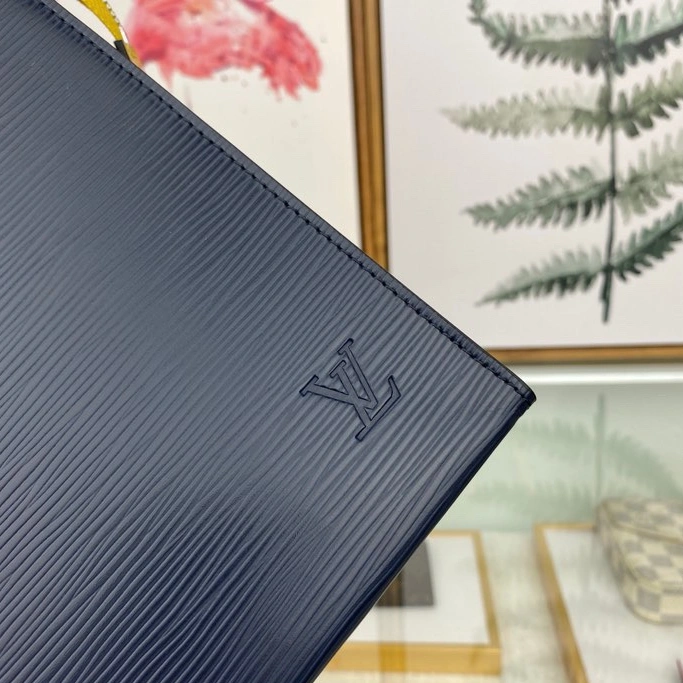 Louis Vuitton AAA Man Wallets EasyMatch 4143