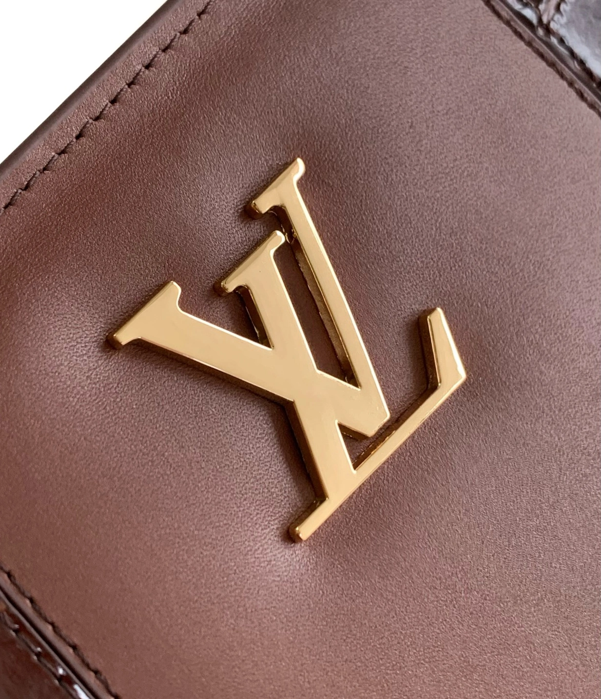 Louis Vuitton AAA Man Wallets Efficient 3513