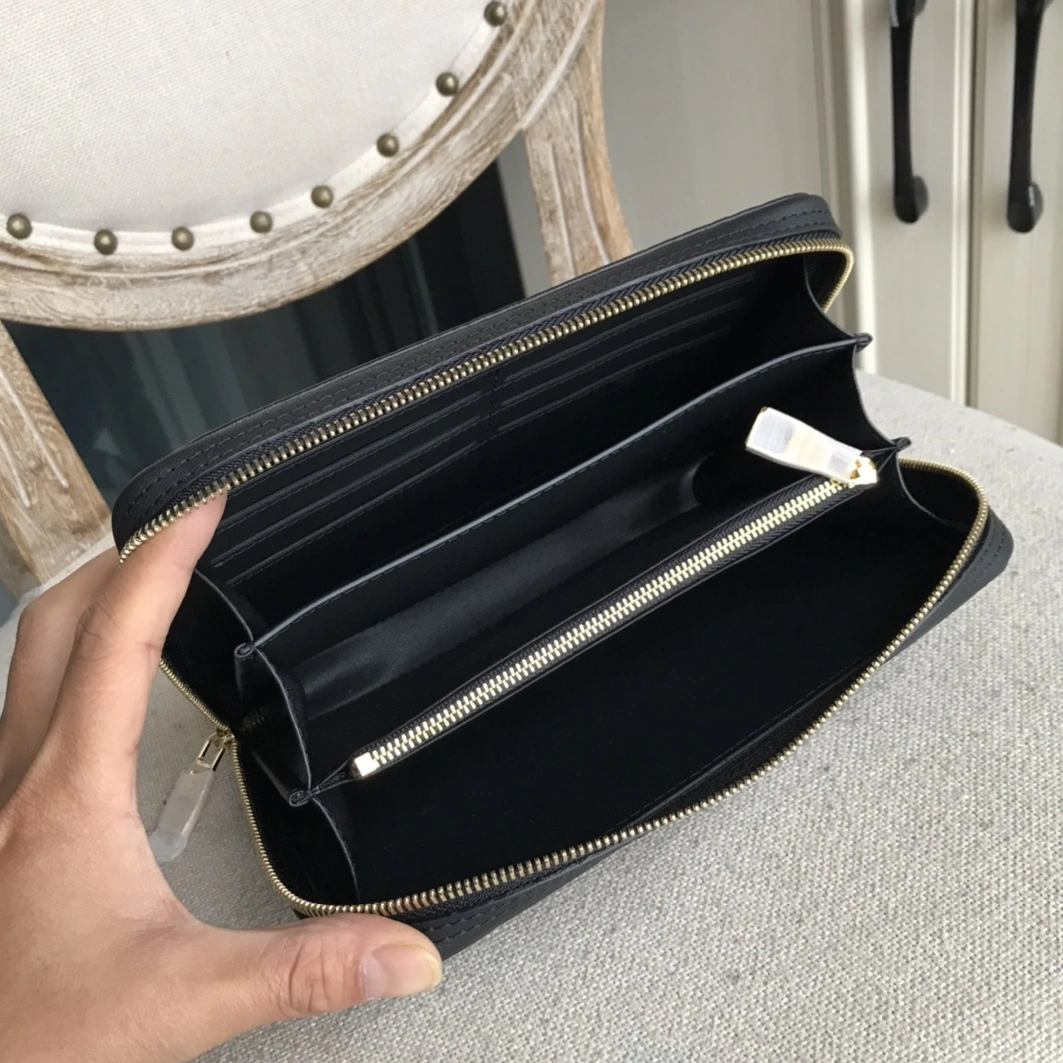 Louis Vuitton AAA Man Wallets EyeCatching 3903