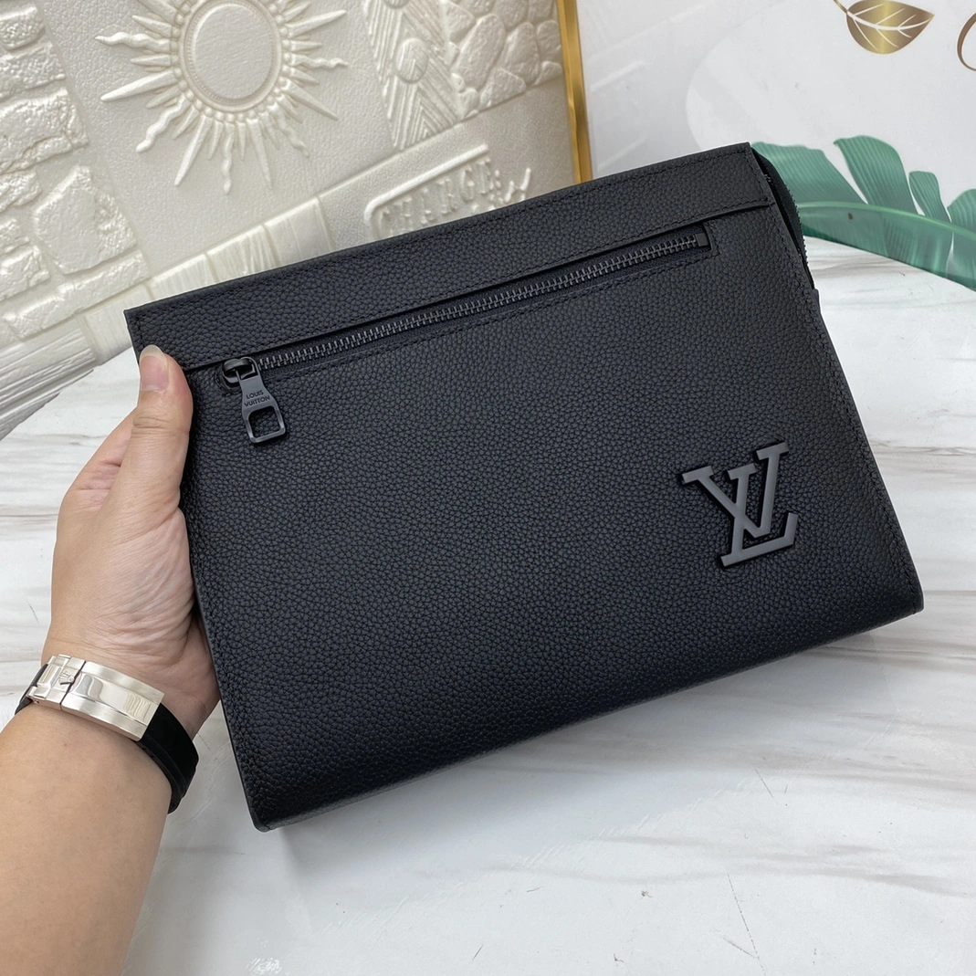Louis Vuitton AAA Man Wallets Functional 5728