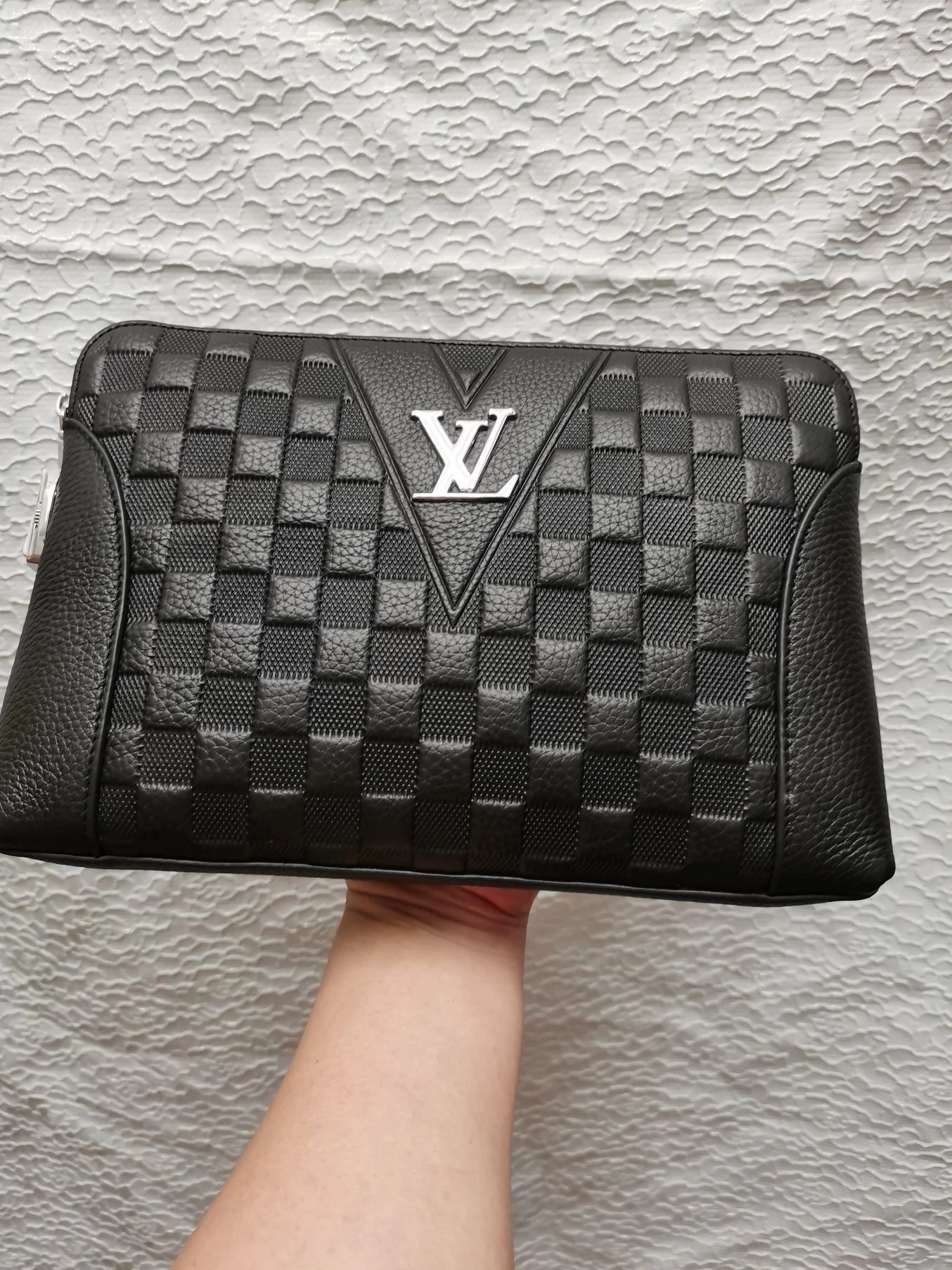 Louis Vuitton AAA Man Wallets Lightweight 4283