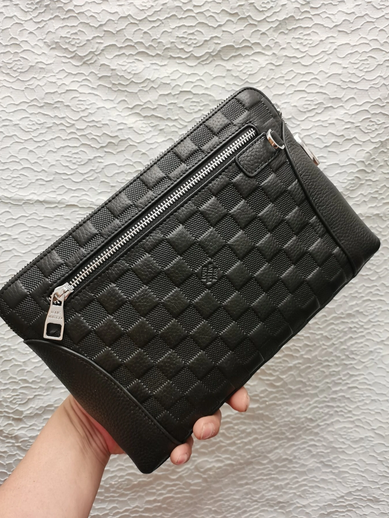 Louis Vuitton AAA Man Wallets Lightweight 4283