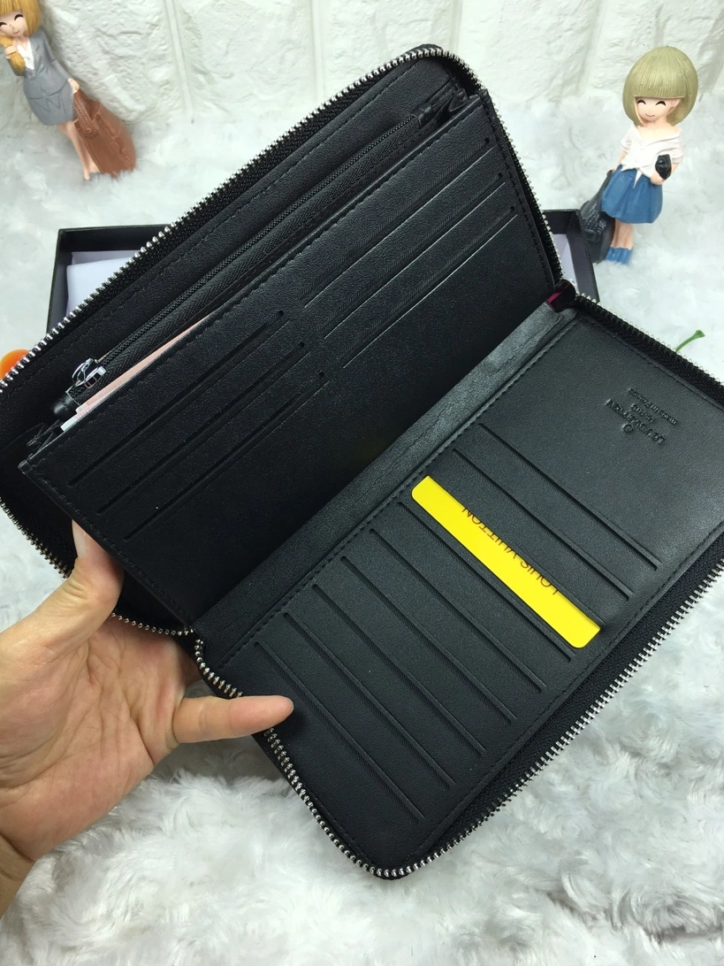 Louis Vuitton AAA Man Wallets Modern 1872