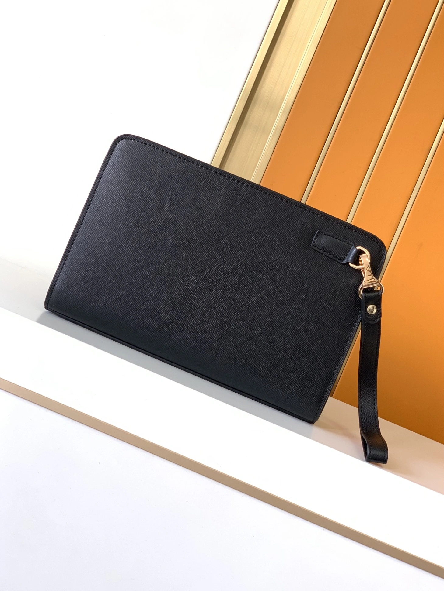 Louis Vuitton AAA Man Wallets Modern 3784