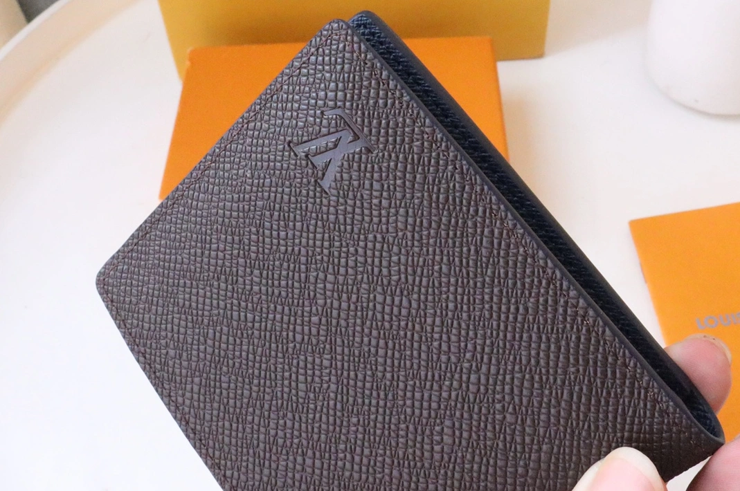 Louis Vuitton AAA Man Wallets NewStyle 6893