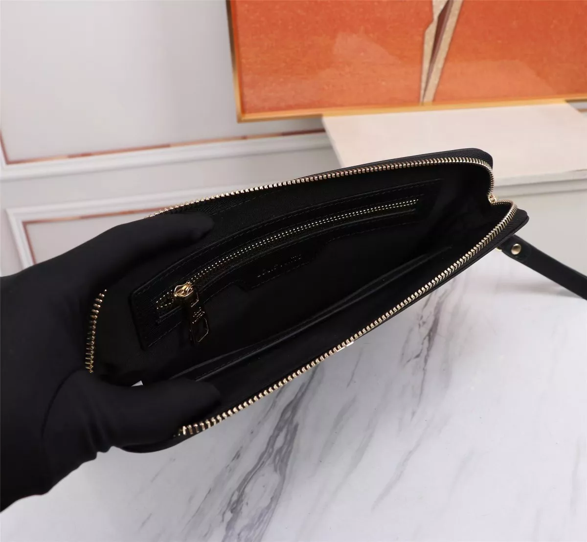 Louis Vuitton AAA Man Wallets Practical 6835