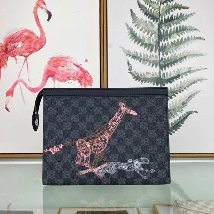 Louis Vuitton AAA Man Wallets Resilient 5453