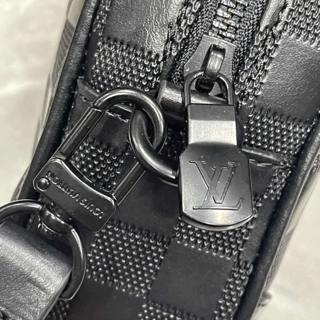 Louis Vuitton AAA Man Wallets Soft 2181