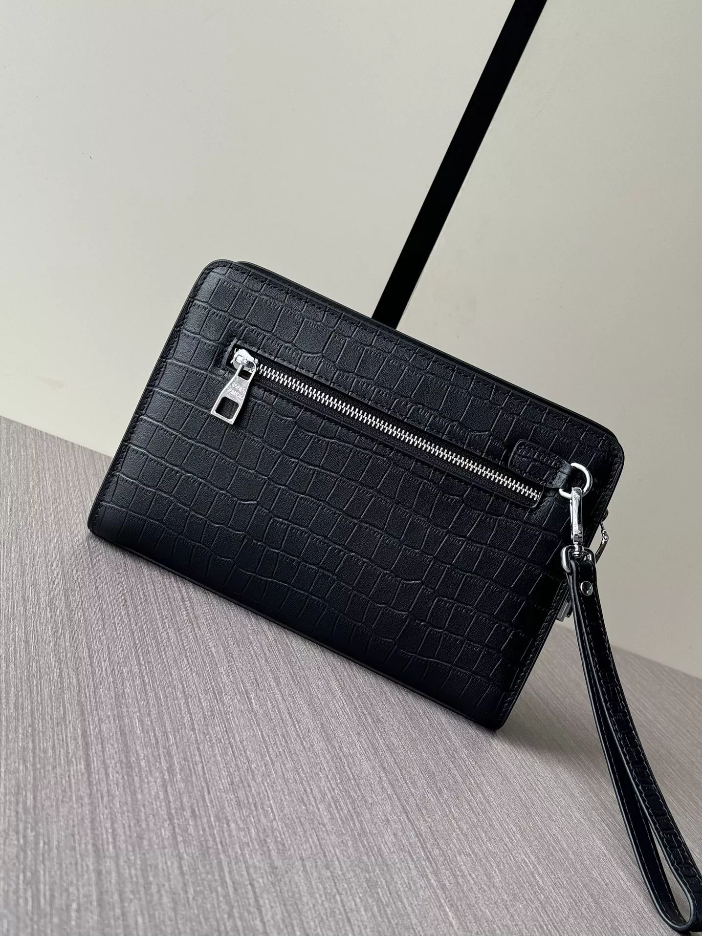 Louis Vuitton AAA Man Wallets Soft 9962