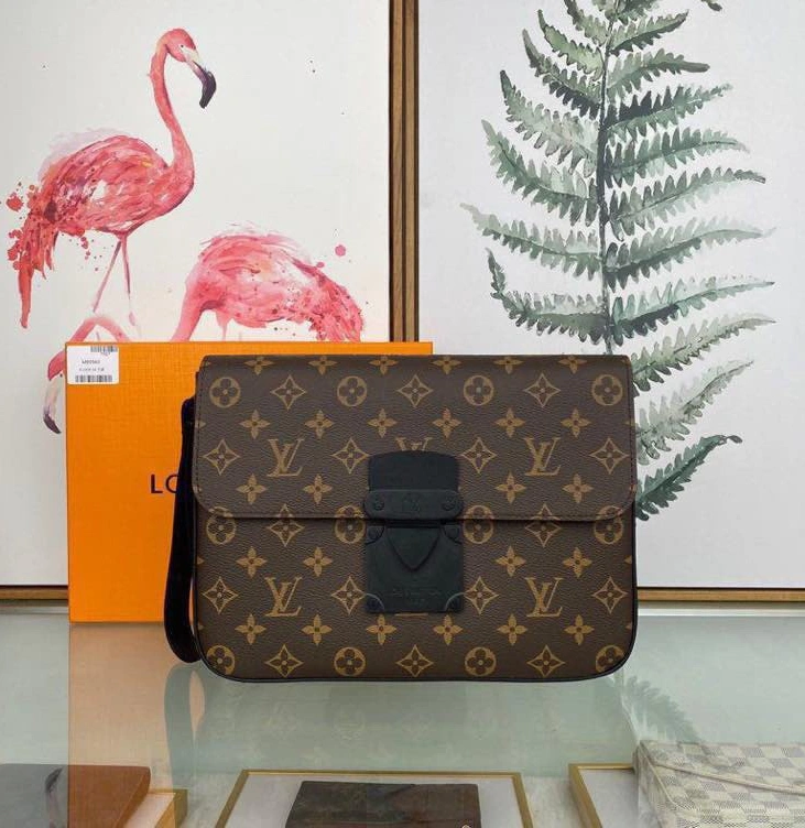Louis Vuitton AAA Man Wallets SportInspired 5467