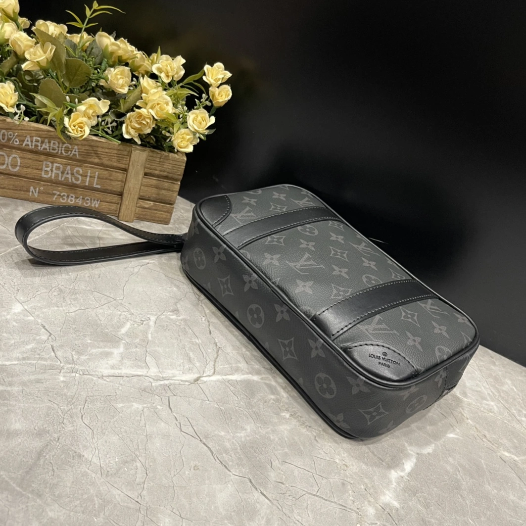 Louis Vuitton AAA Man Wallets Timeless 1791