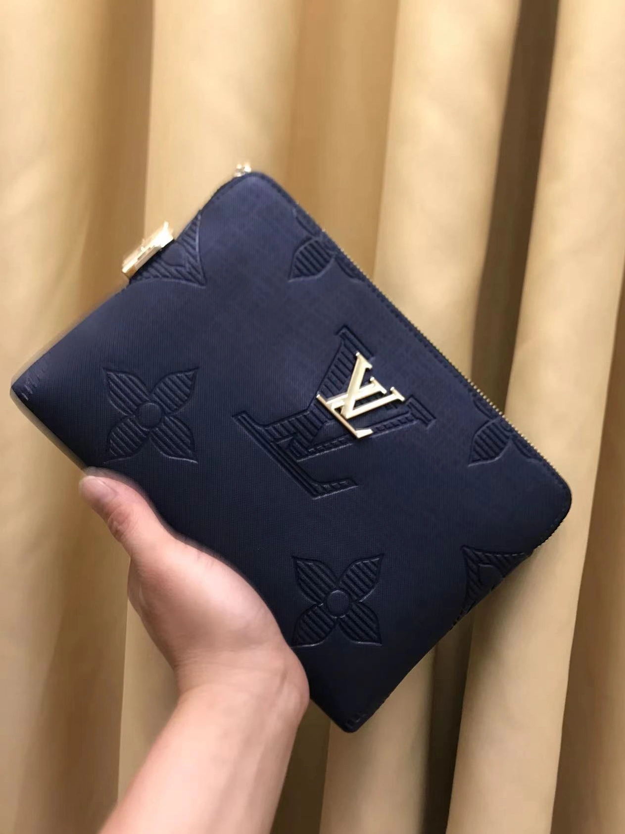Louis Vuitton AAA Man Wallets TopPick 6650
