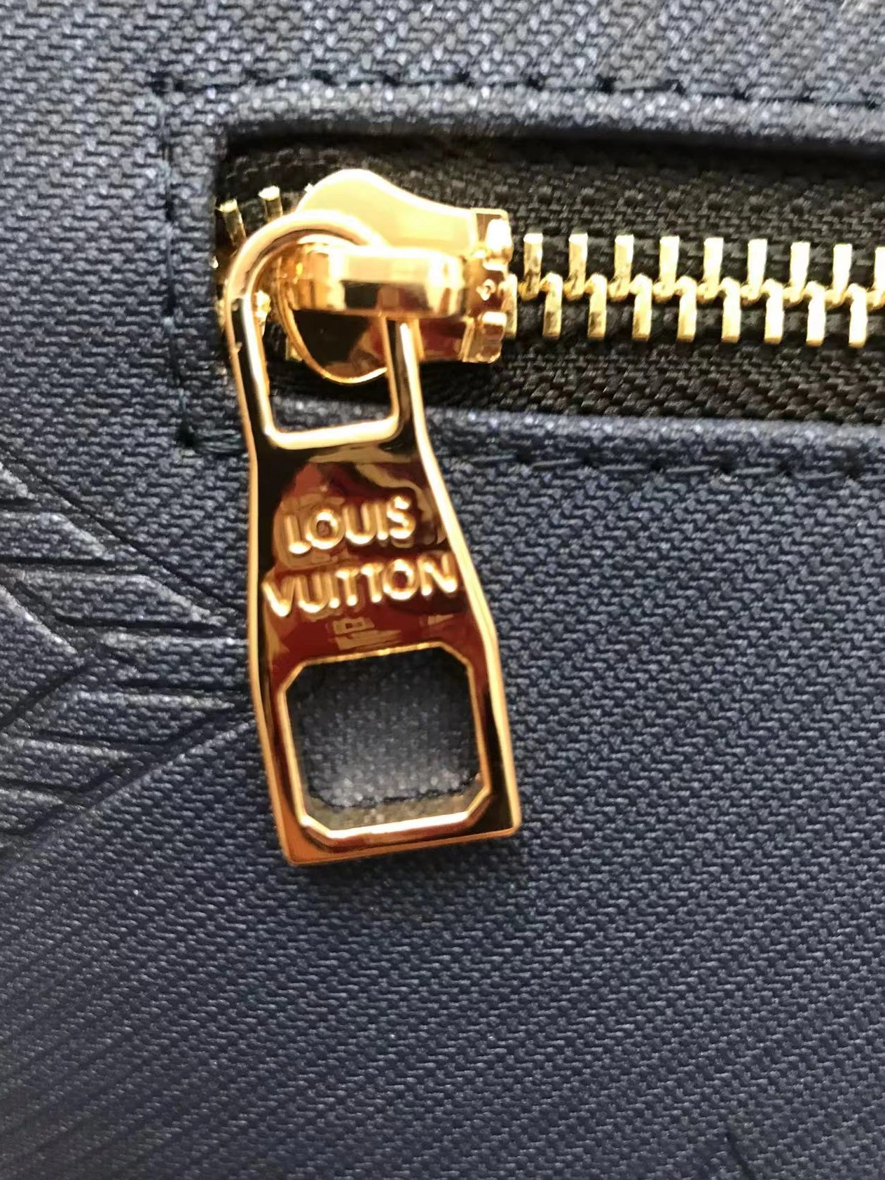 Louis Vuitton AAA Man Wallets TopPick 6650