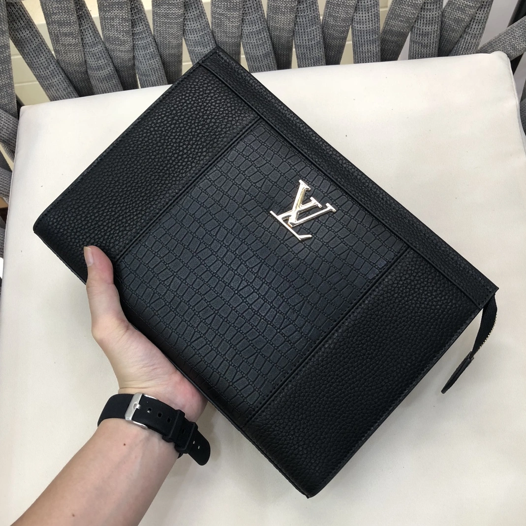 Louis Vuitton AAA Man Wallets Trendy 6392