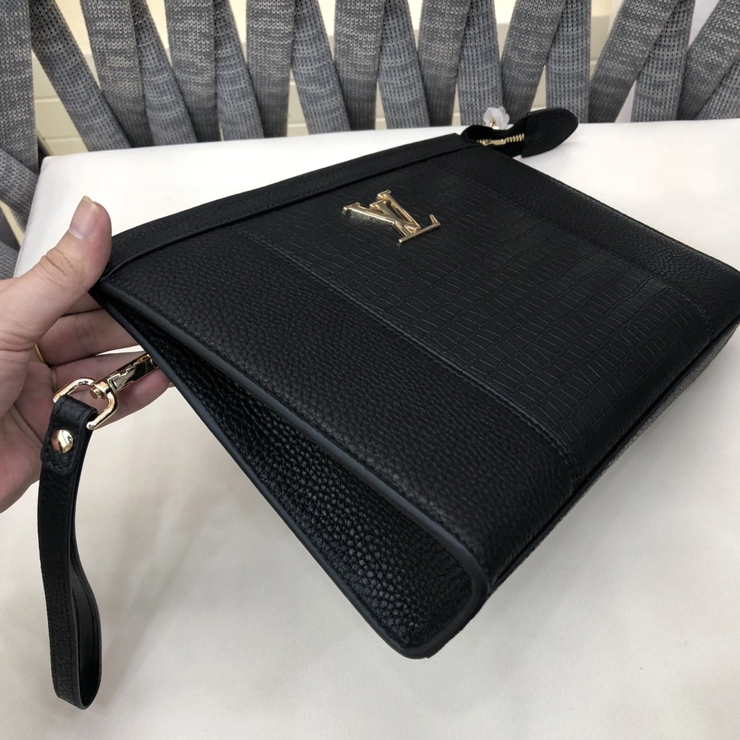 Louis Vuitton AAA Man Wallets Trendy 6392