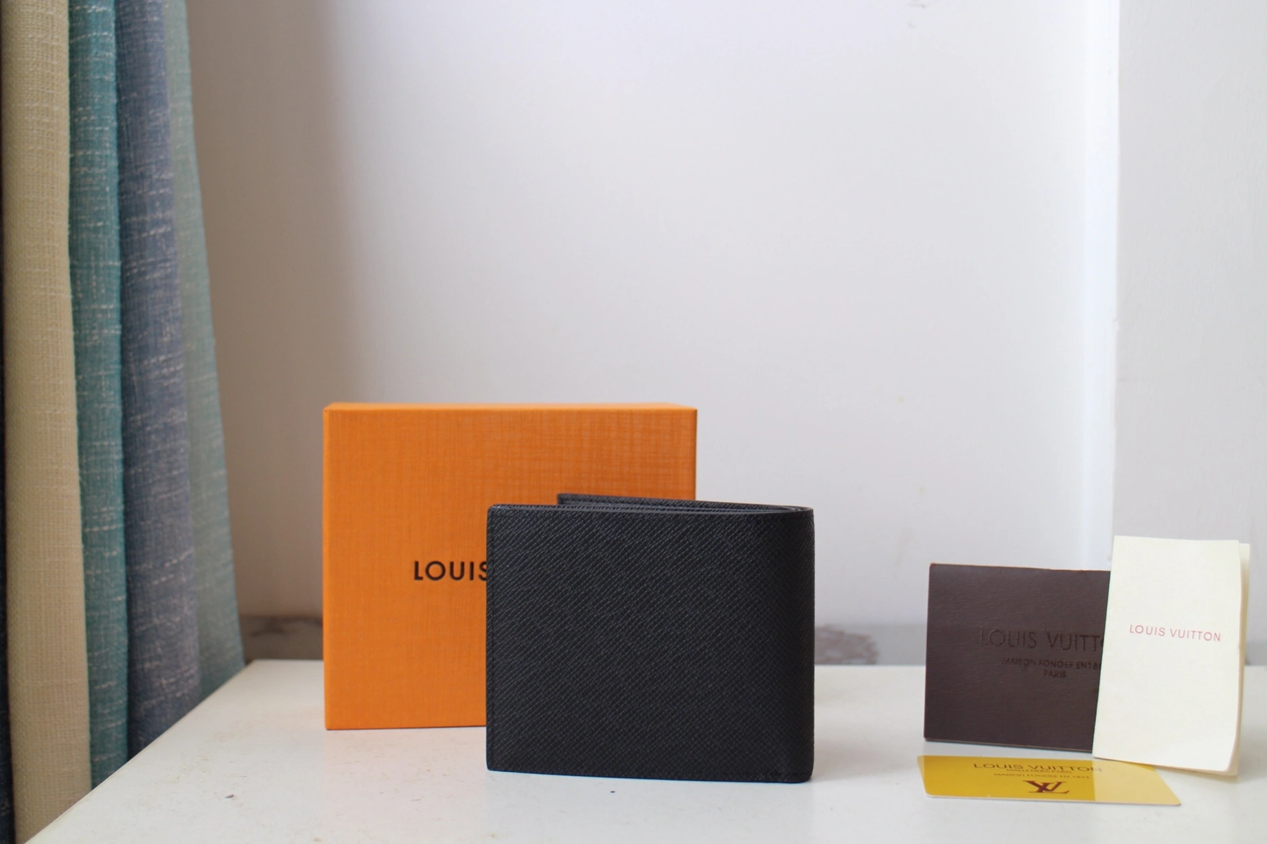 Louis Vuitton AAA Man Wallets Trendy 8499