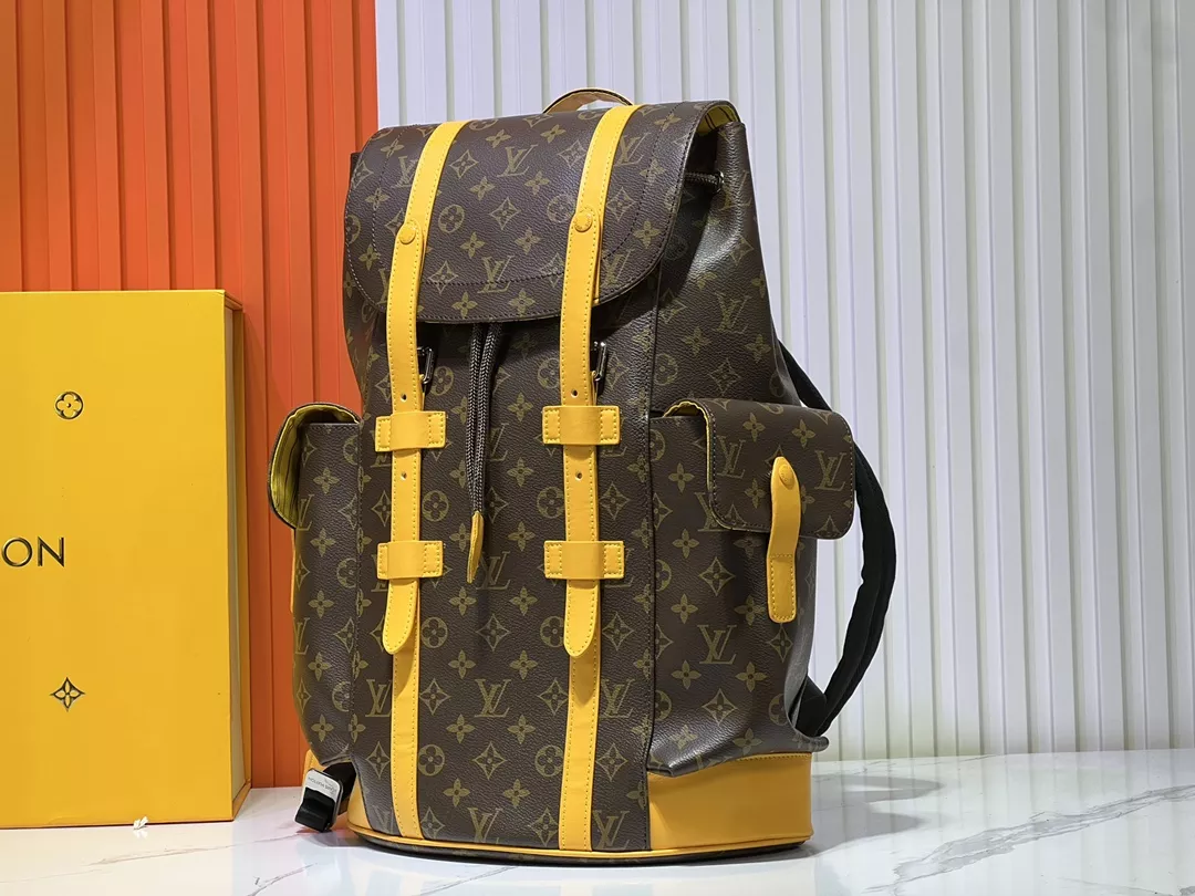 Louis Vuitton AAA Quality Backpacks For Unisex Bold 2665