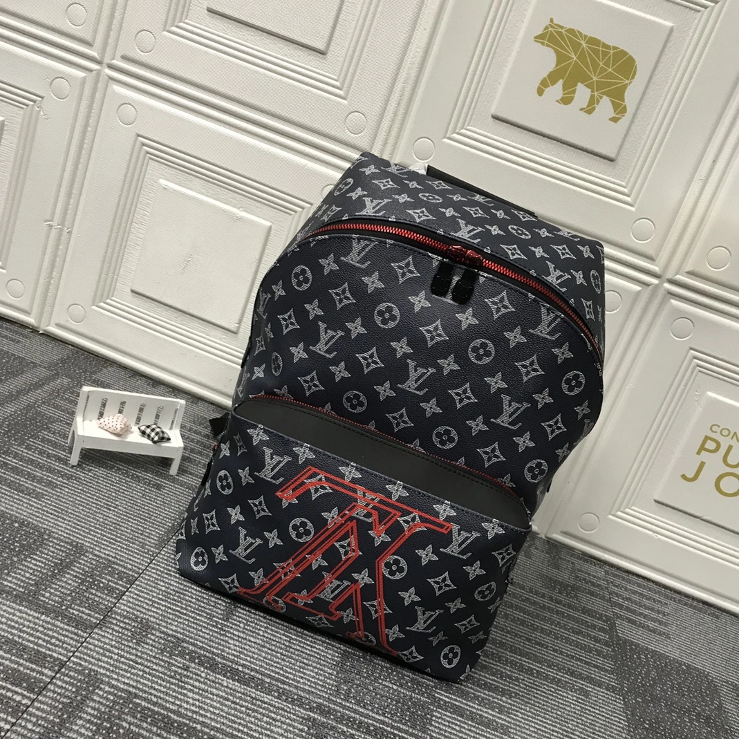 Louis Vuitton AAA Quality Backpacks For Unisex Bold 4554
