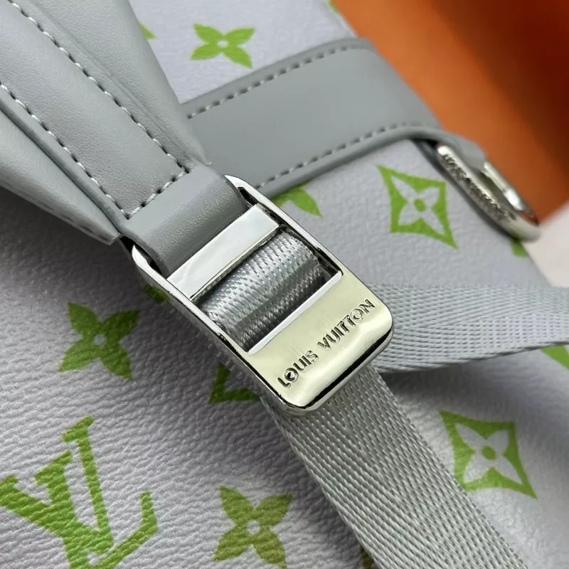 Louis Vuitton AAA Quality Backpacks For Unisex Elegant 9192