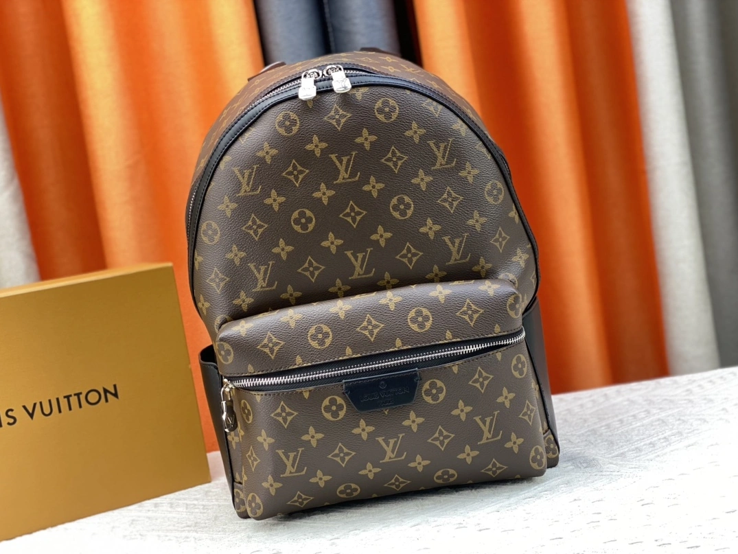 Louis Vuitton AAA Quality Backpacks For Unisex SmartChoice 935