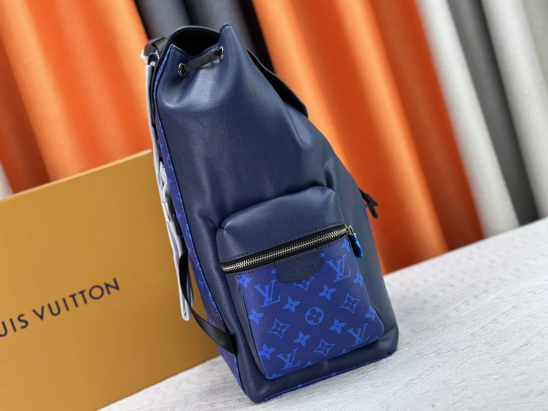 Louis Vuitton AAA Quality Backpacks For Unisex Soft 5994