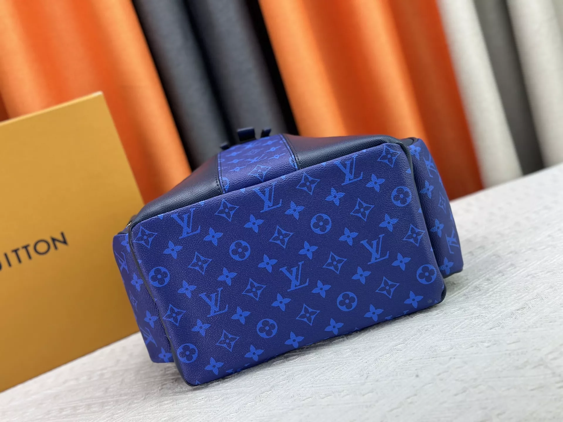Louis Vuitton AAA Quality Backpacks For Unisex Soft 5994