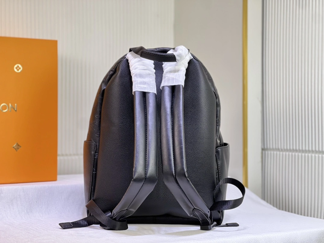 Louis Vuitton AAA Quality Backpacks For Unisex Unique 3017