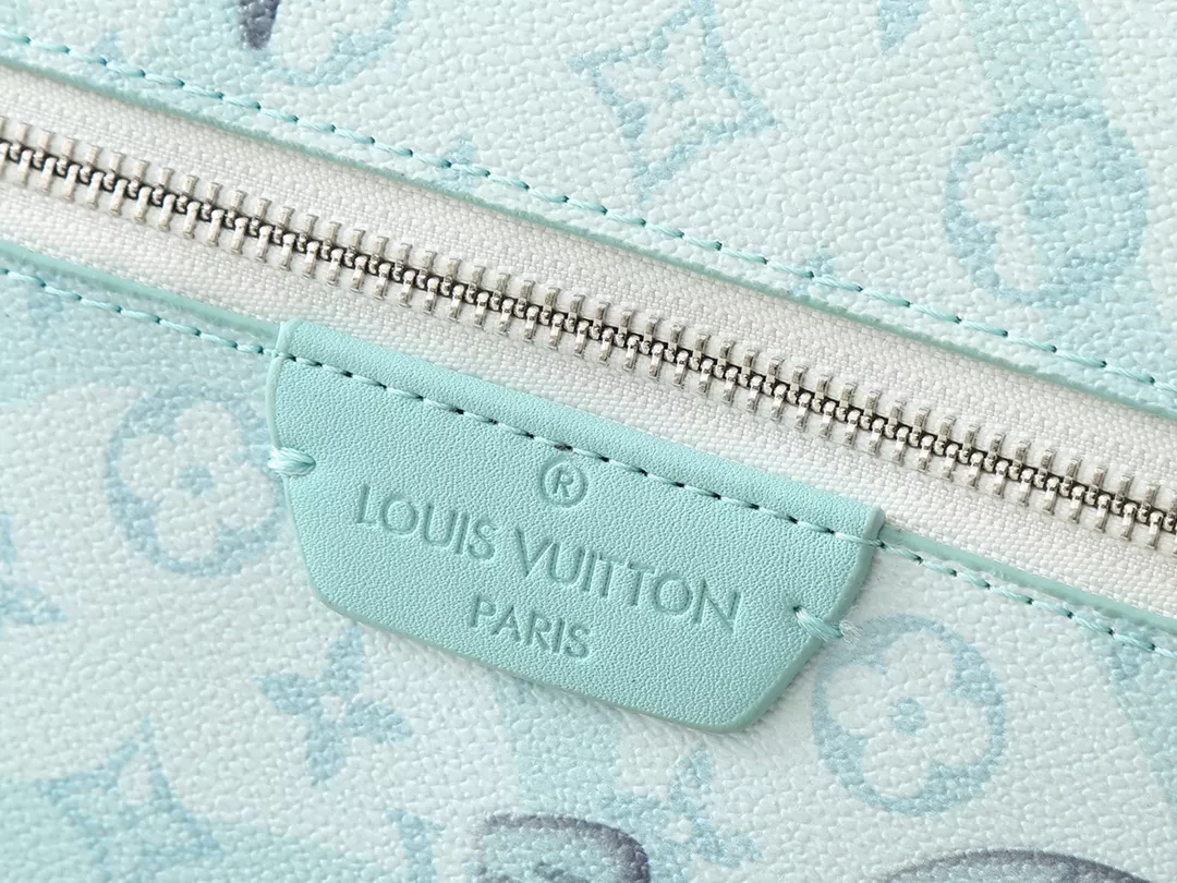 Louis Vuitton AAA Quality Backpacks For Women Unique 9042